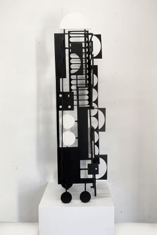 Construction No.5’  ‘White dots and a triangle’