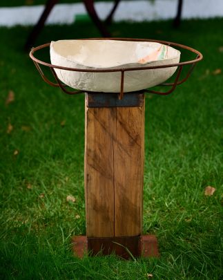 Gumleaf Birdbath Gumleaf Birdbath