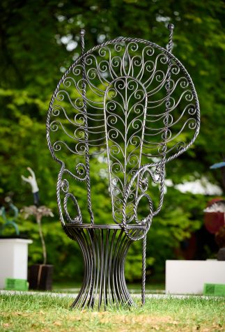 The Dame’s Chair